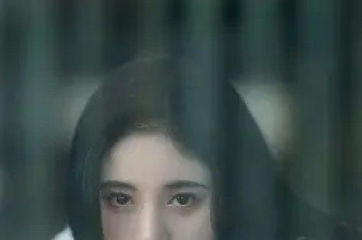 知名网红表妹李 KK破产！未婚生女后掉粉上百万转行去卖小吃