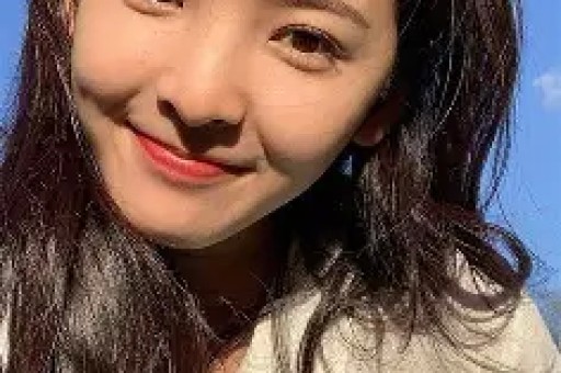 王某为卖腊肉花10万元请明星带货直播公司承诺上百万成交额结果170万的货只卖出一单王某血本无归公司人去楼空法院判了