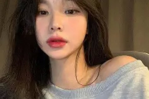 晚上好。吻雅卫生纸一袋35元。两袋65元。三袋90花之语卫生纸一袋38两袋7三袋110海洋之花407911应顾客所说。恢复零售价格。从明天开始。特价价格。到今天结束。共计卖出50袋纸