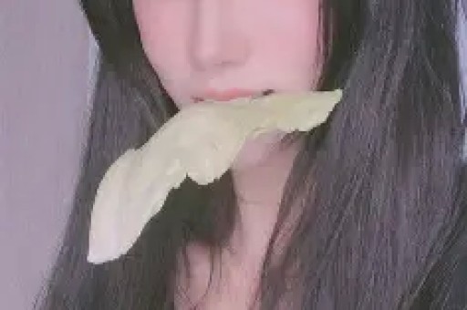 大闸蟹价格战引发的互撕？品牌已遭大闸蟹协会除名两大直播顶流在争什么？